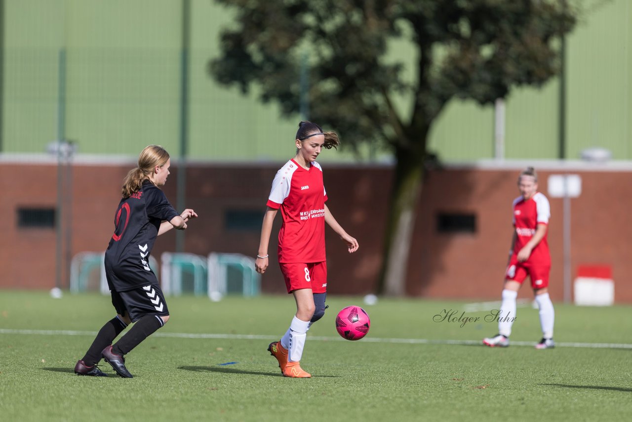 Bild 329 - wBJ SV Wahlstedt - SC Union Oldesloe 2 : Ergebnis: 1:0